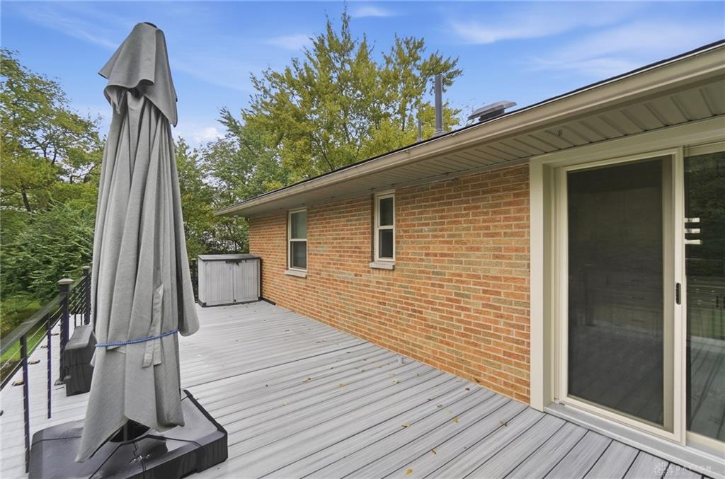 312 E Salem Property Photo 42