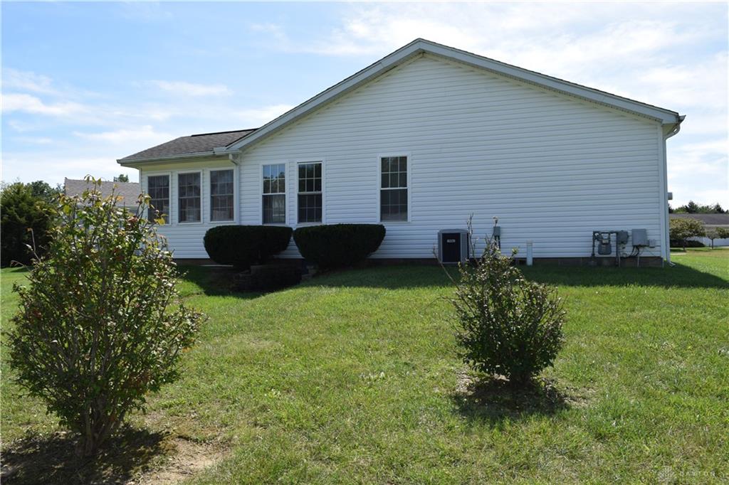 471 Kalynn Property Photo 7