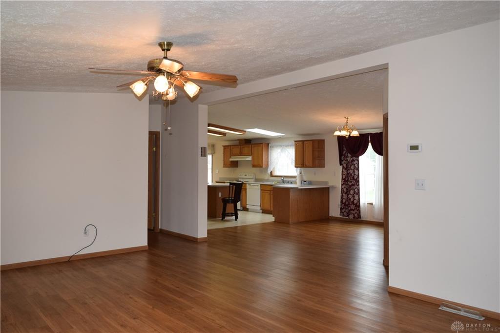 471 Kalynn Property Photo 19