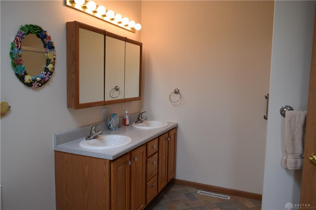 471 Kalynn Property Photo 31
