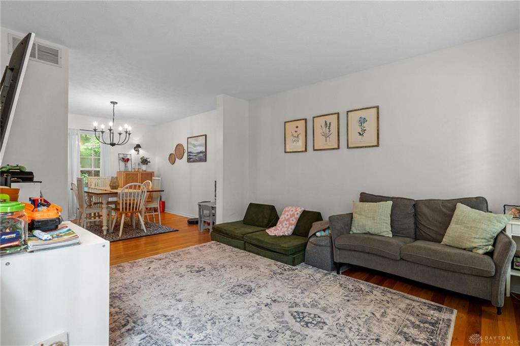 4322 Mantell Property Photo 5