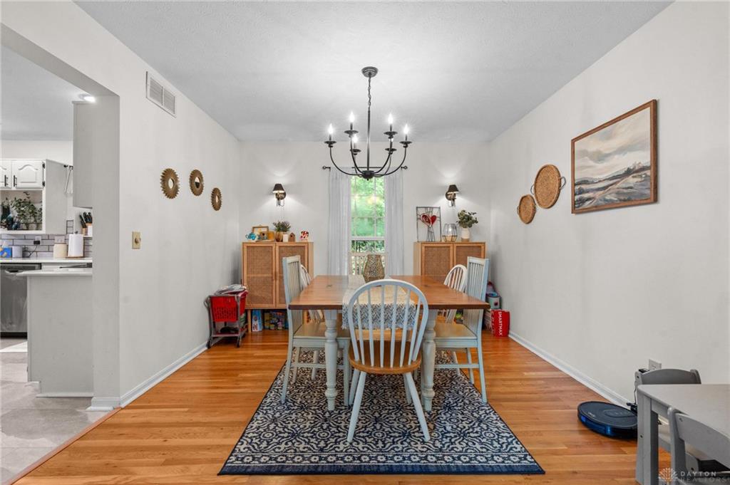 4322 Mantell Property Photo 7