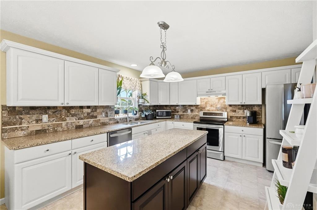 1386 Emily Beth Property Photo 18