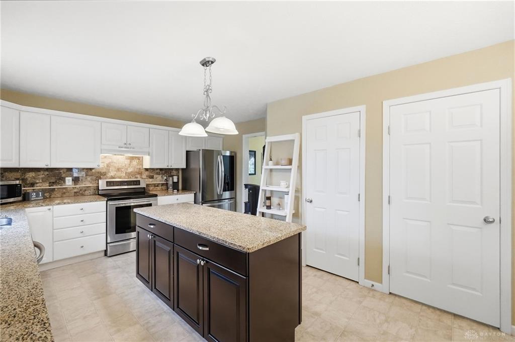 1386 Emily Beth Property Photo 22