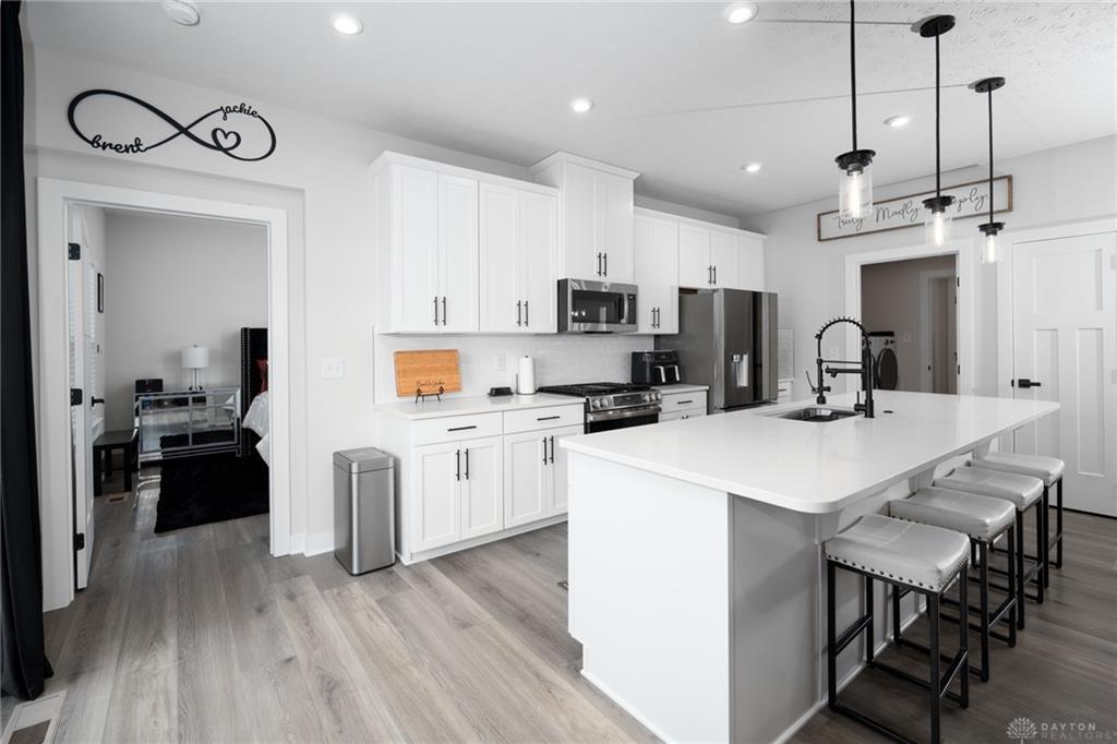 7371 Aldaron Property Photo 10