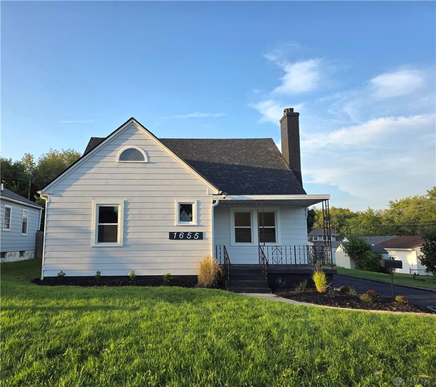 1655 Darst Property Photo 1
