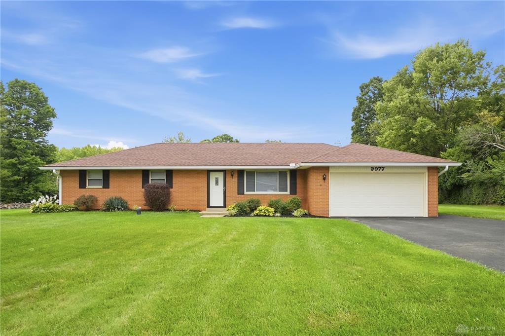 3977 Rexford Property Photo 1