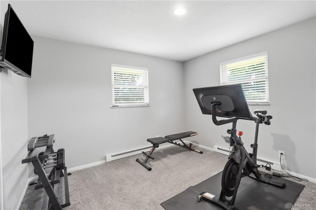 3977 Rexford Property Photo 29