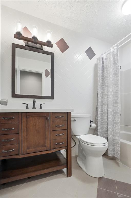 3977 Rexford Property Photo 32
