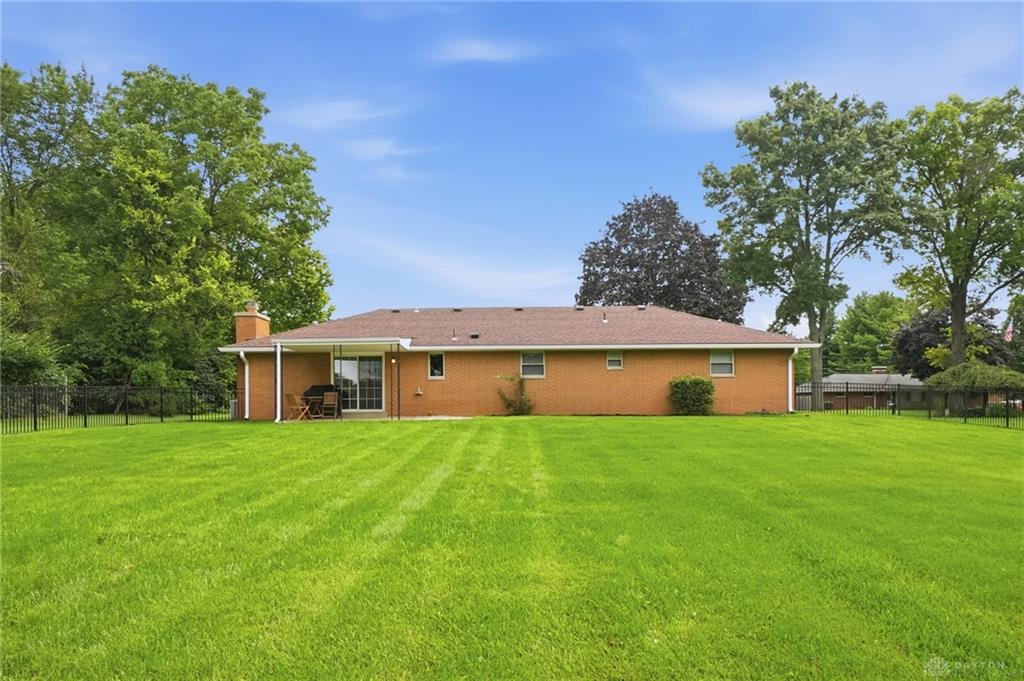 3977 Rexford Property Photo 36