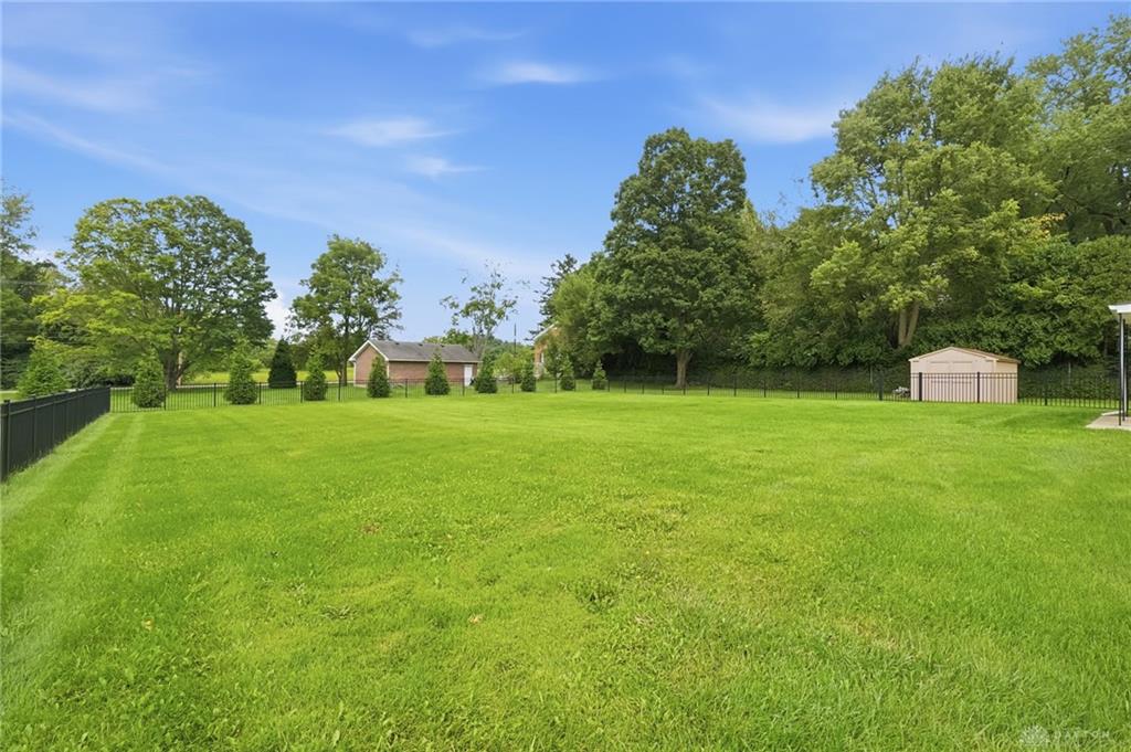 3977 Rexford Property Photo 38