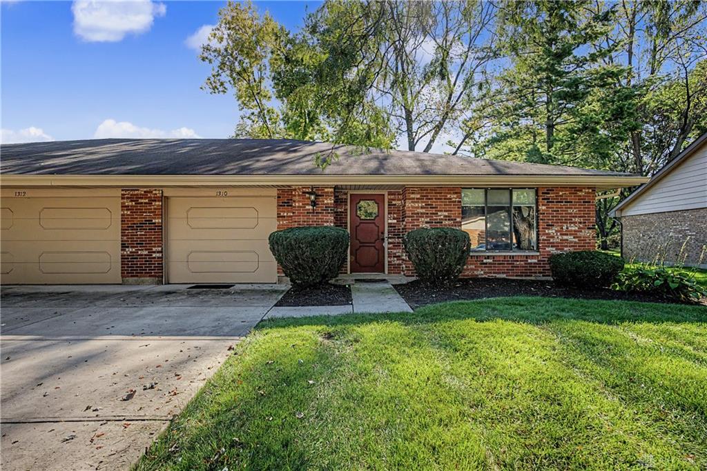 1310-1312 Quailbend Property Photo 4