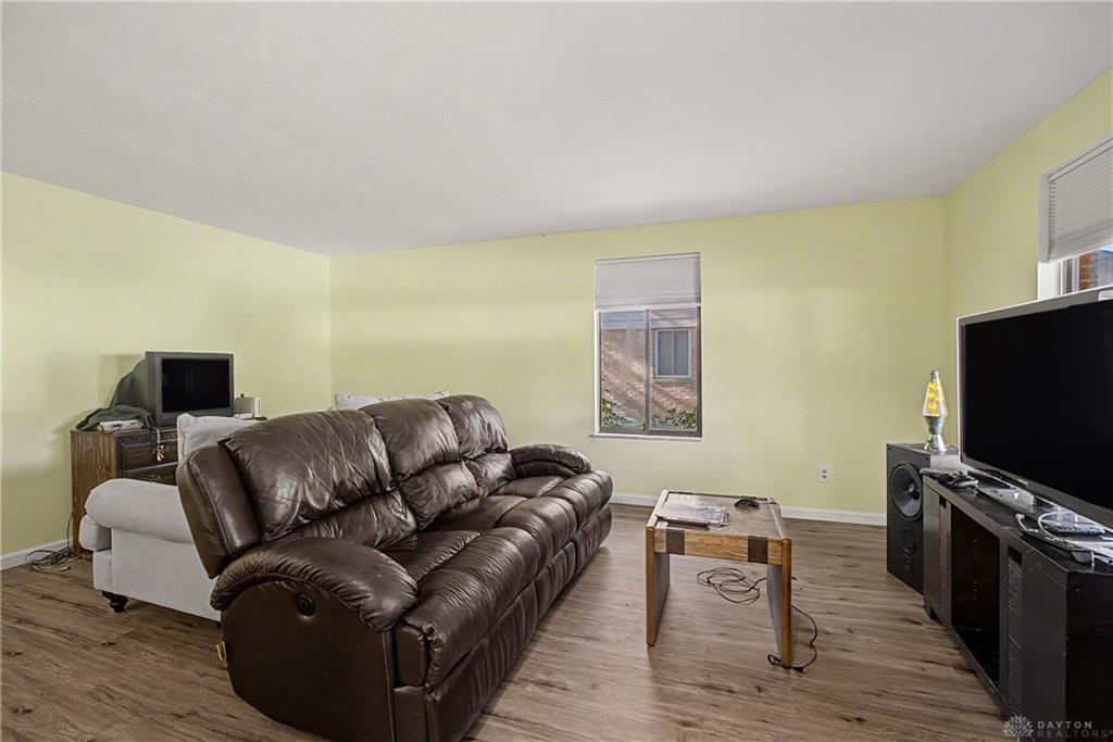 1310-1312 Quailbend Property Photo 9