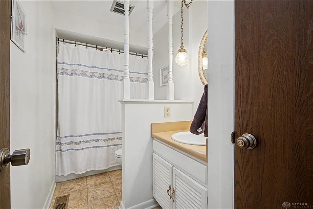 1310-1312 Quailbend Property Photo 41