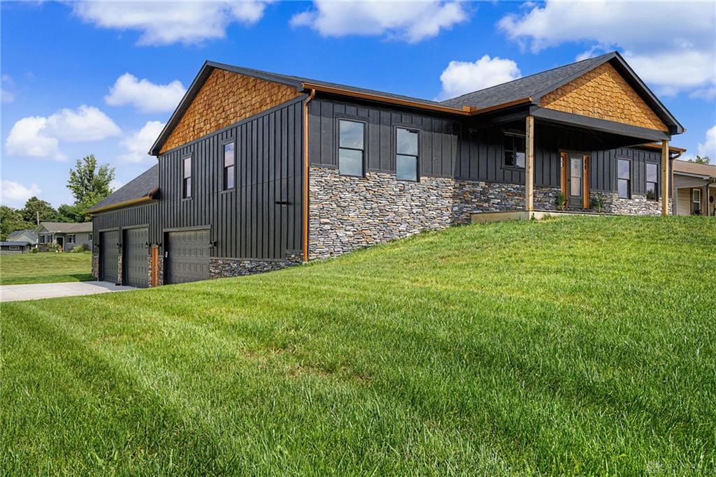 4148 Rushton Property Photo 1