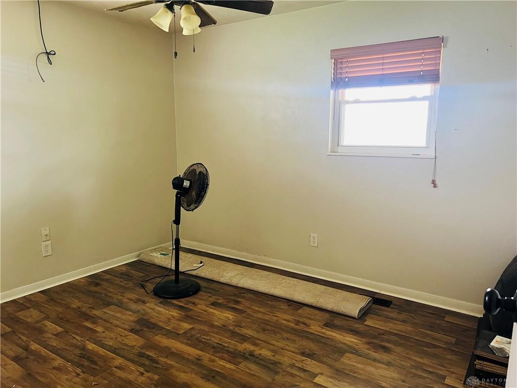 103 E Caramel Property Photo 11