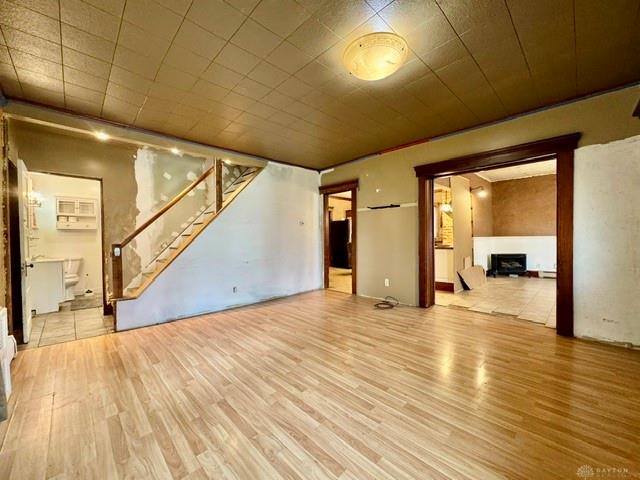 207 W Monument Property Photo 14