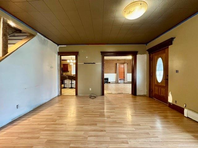 207 W Monument Property Photo 15
