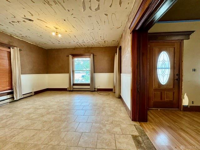 207 W Monument Property Photo 19