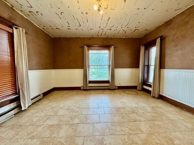 207 W Monument Property Photo 26