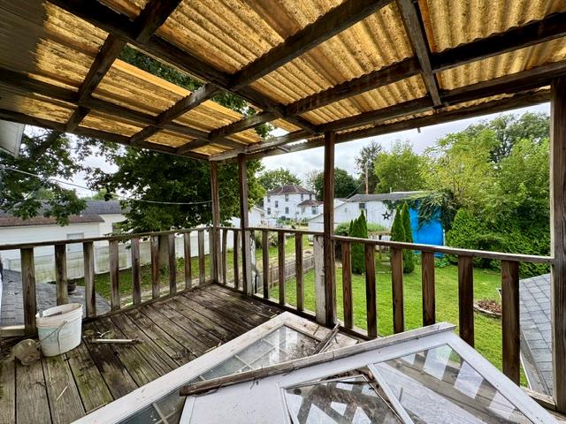 207 W Monument Property Photo 63