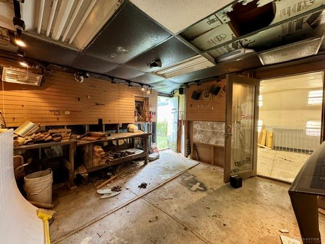 207 W Monument Property Photo 71