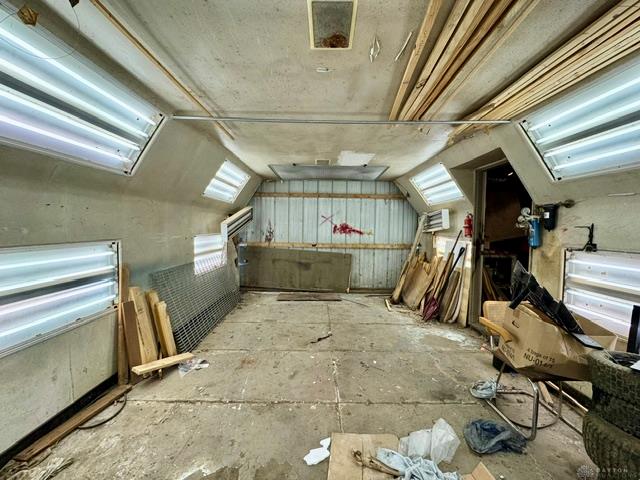 207 W Monument Property Photo 72