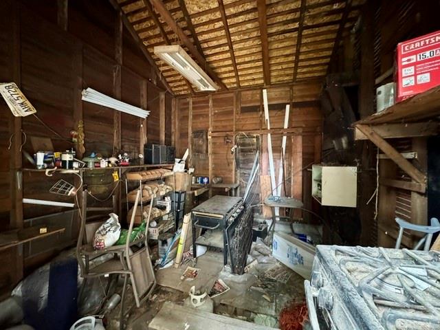207 W Monument Property Photo 79