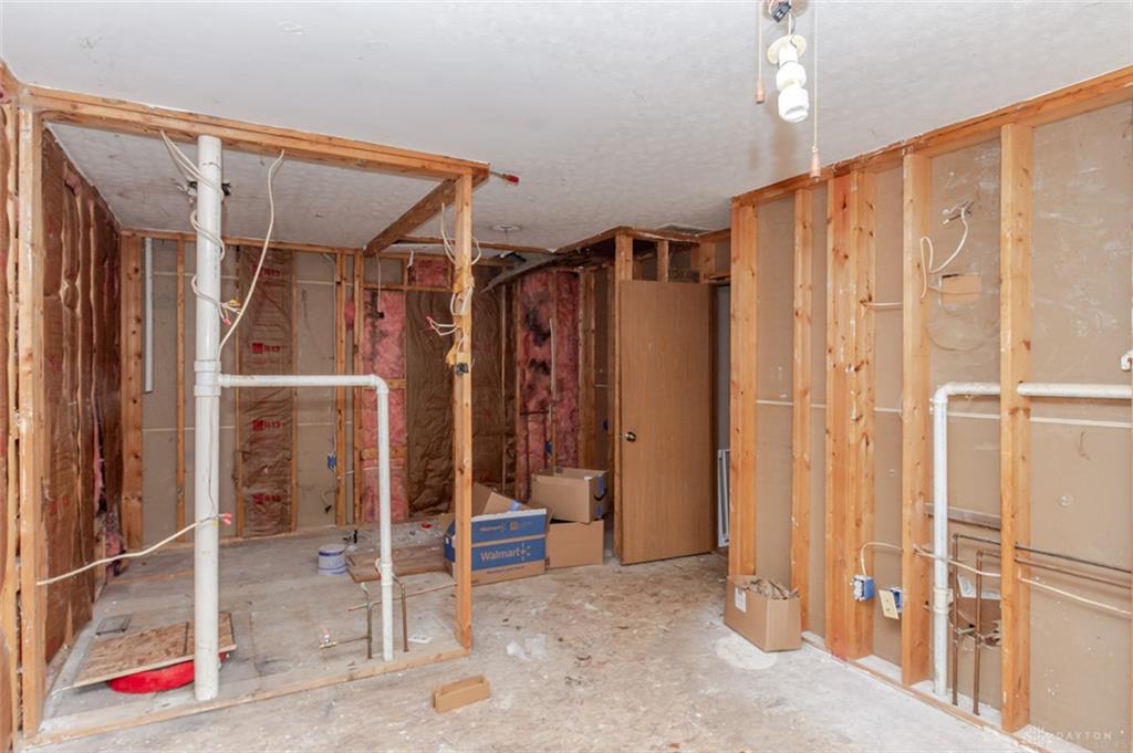 32 Valhalla Property Photo 12