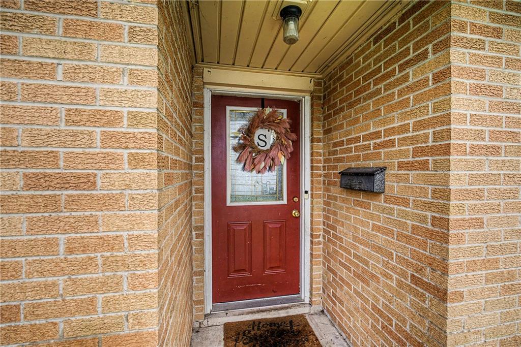 19 Gloria Property Photo 3