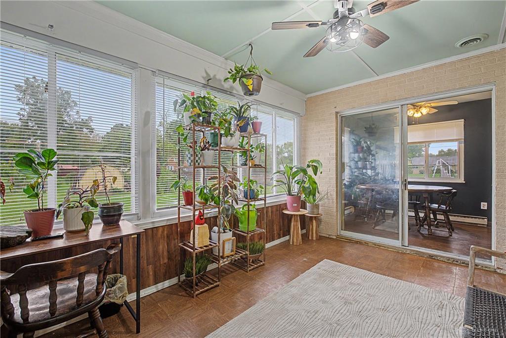 19 Gloria Property Photo 11