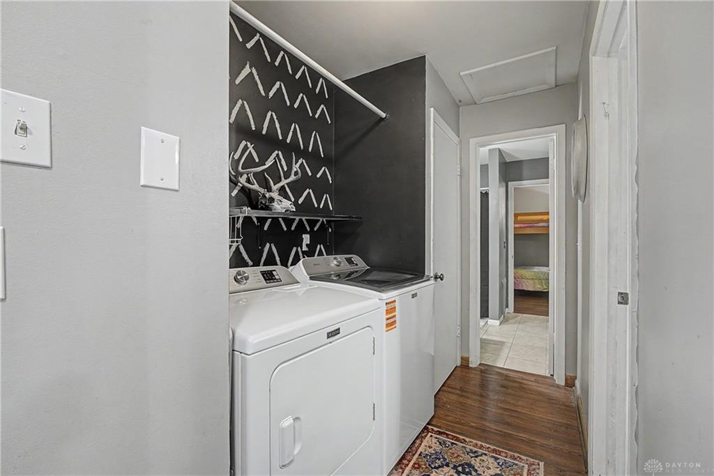 19 Gloria Property Photo 15