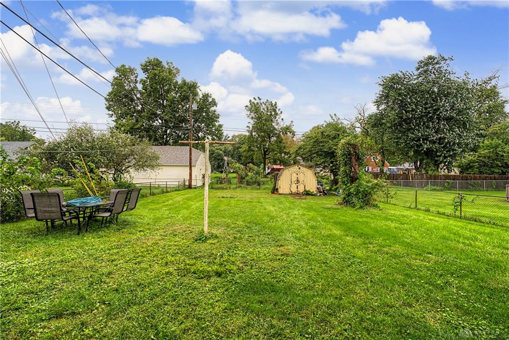 19 Gloria Property Photo 22