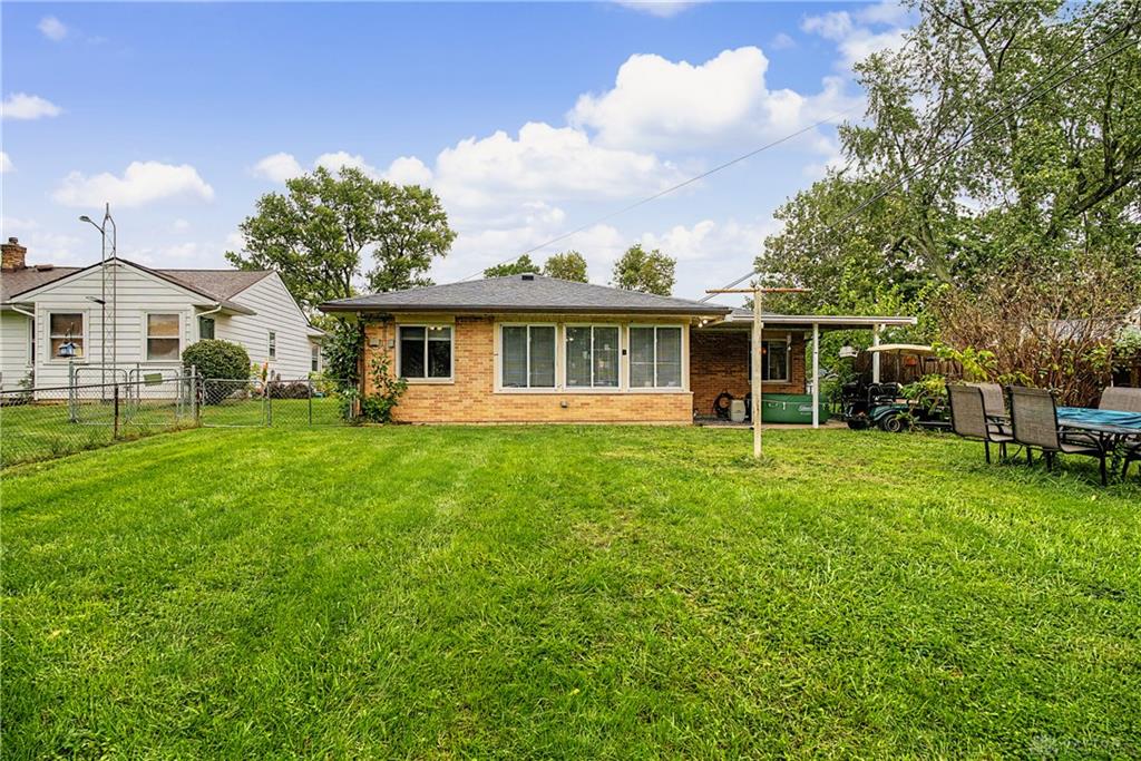 19 Gloria Property Photo 23