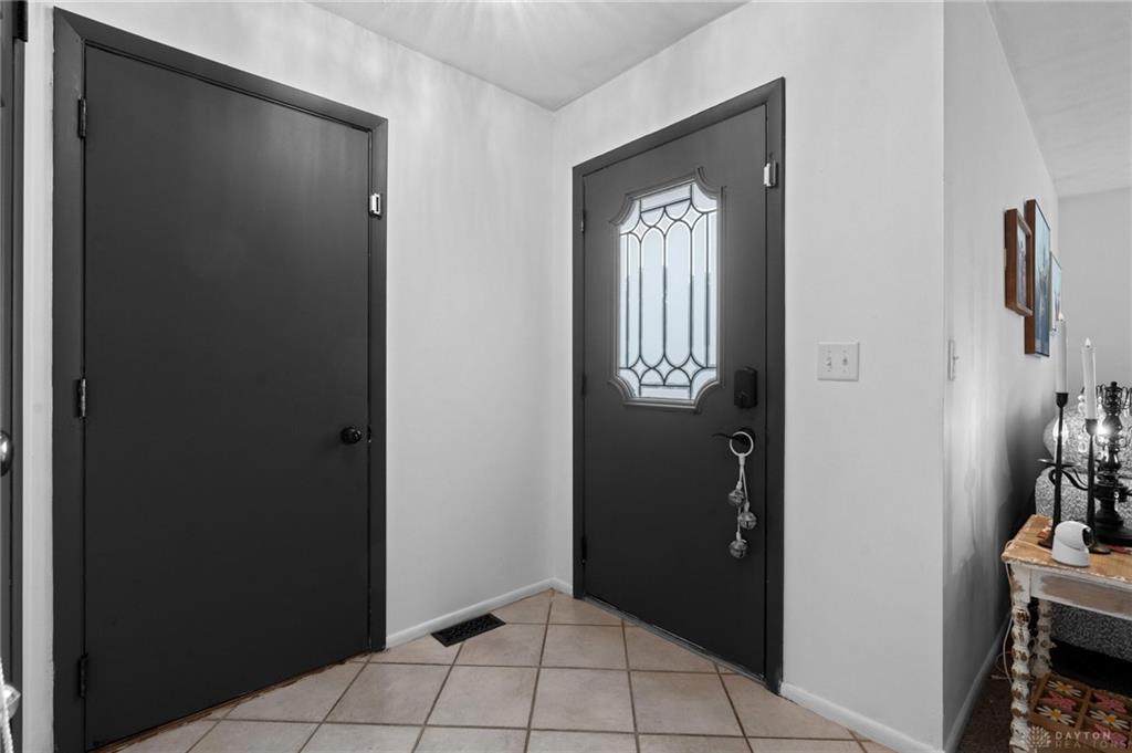 20 Walnut Property Photo 6
