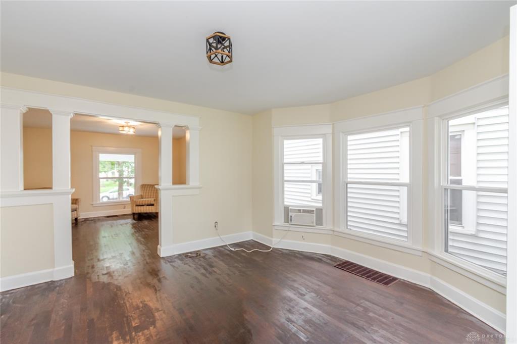 110 N Sutphin Property Photo 13