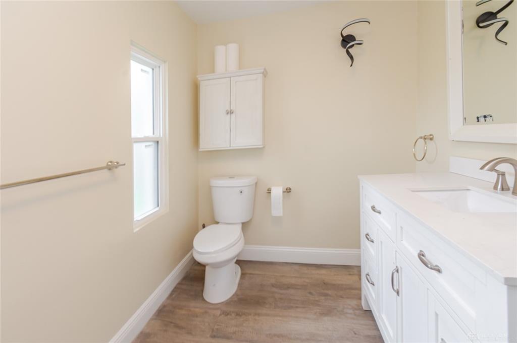 110 N Sutphin Property Photo 22