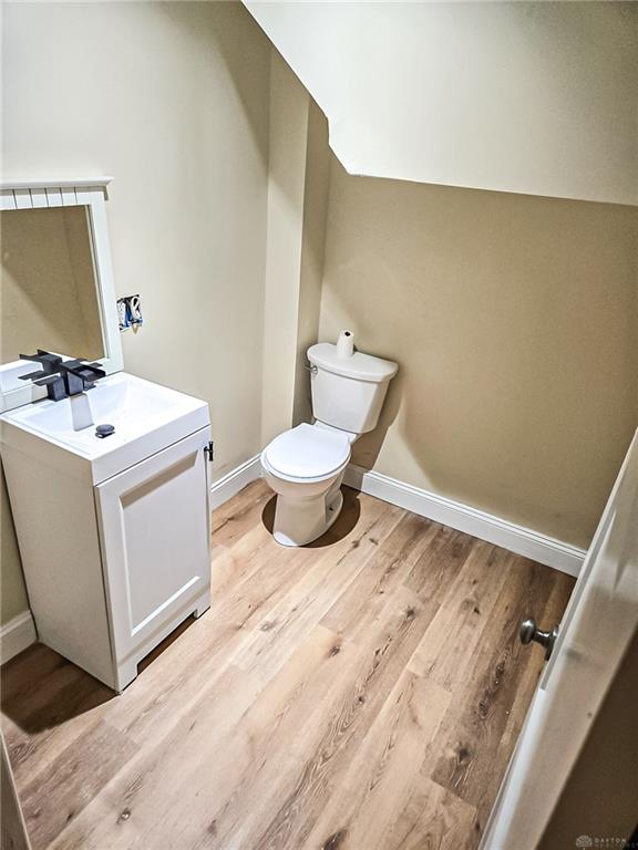 110 N Sutphin Property Photo 35