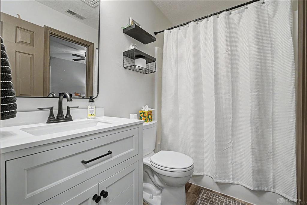 2742 Greenridge Property Photo 17