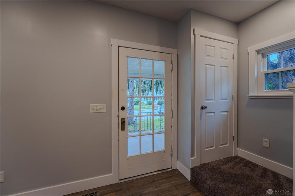 1508 Constance Property Photo 6
