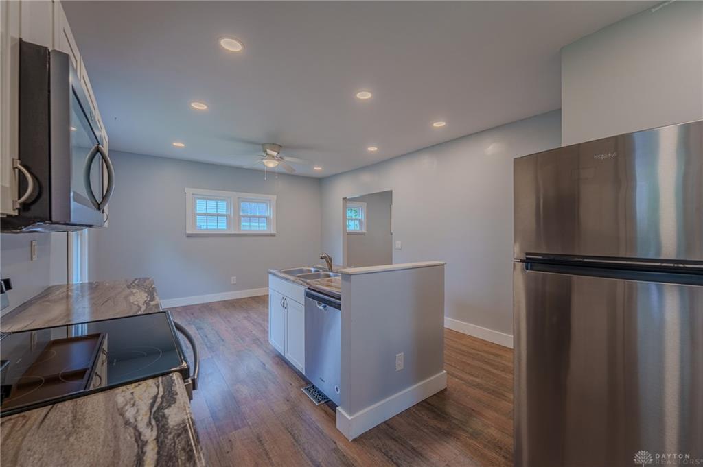 1508 Constance Property Photo 14