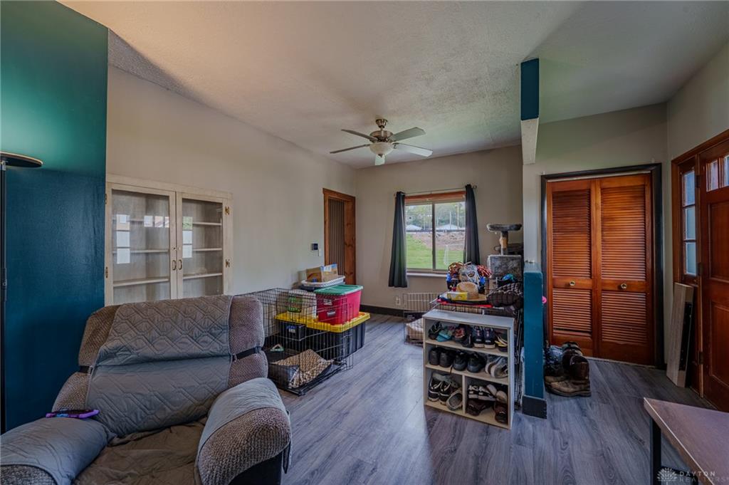 16 Springway Property Photo 12