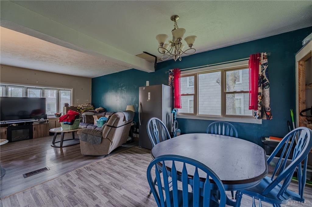 16 Springway Property Photo 14
