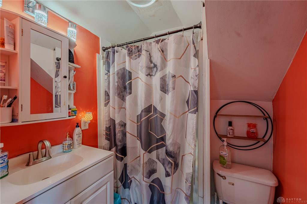 16 Springway Property Photo 24