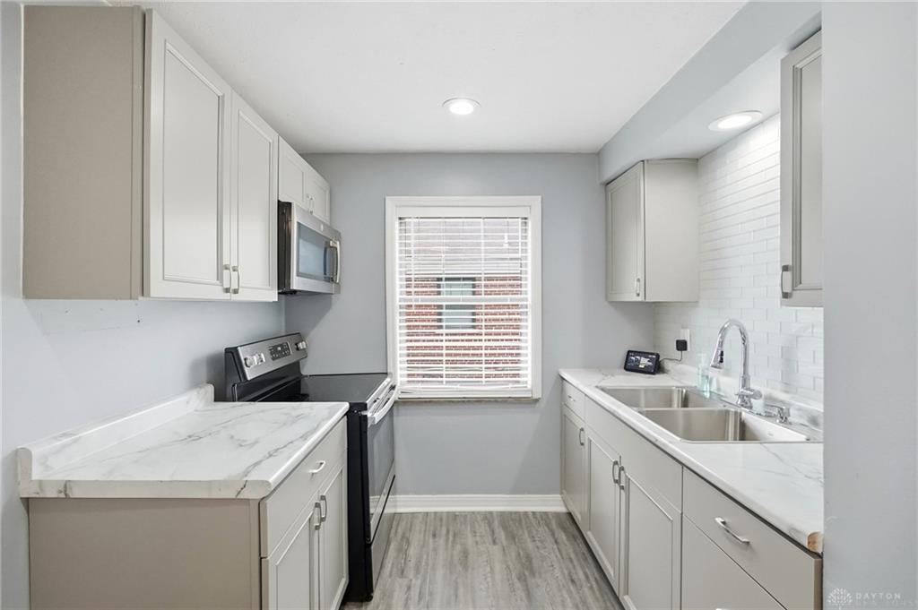 533 Wiltshire Property Photo 10