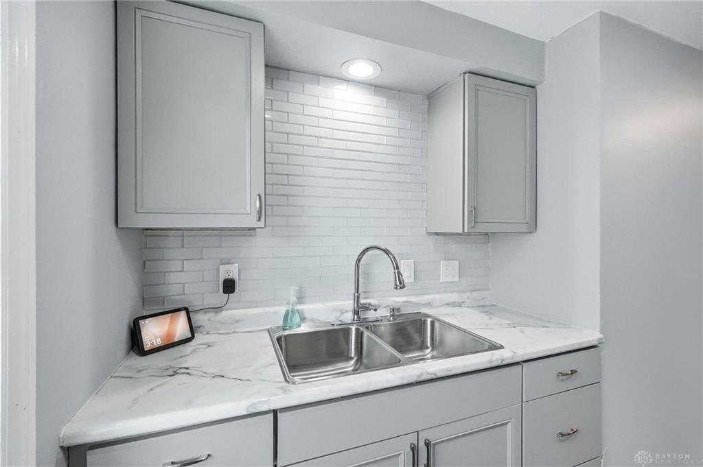 533 Wiltshire Property Photo 12