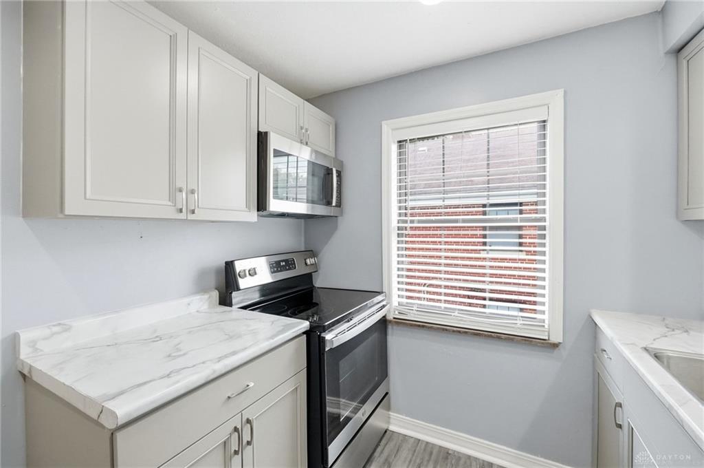 533 Wiltshire Property Photo 14