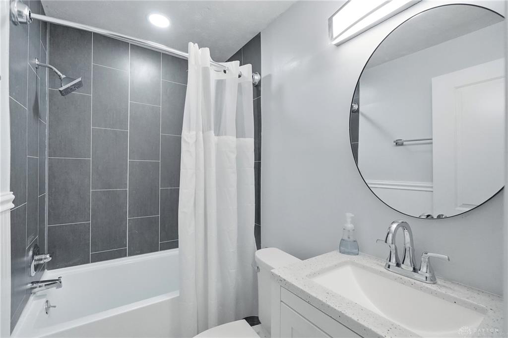 533 Wiltshire Property Photo 18