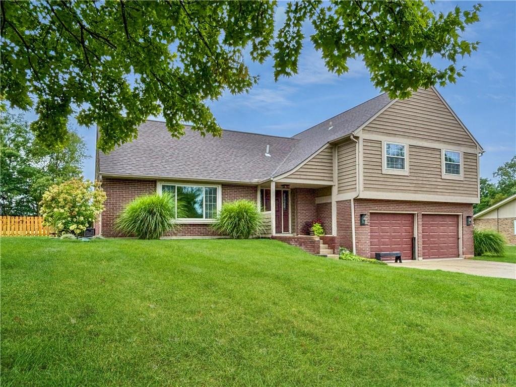 6800 Curtwood Property Photo 1