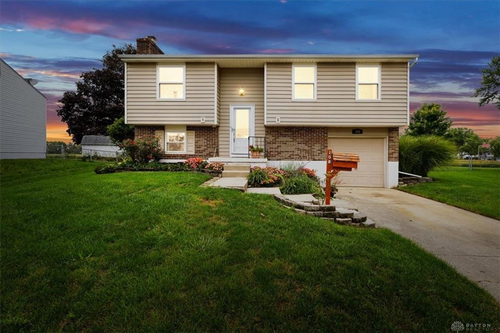 108 Wickham Farm Property Photo 1